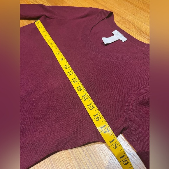 Banana Republic Removable Neck Cashmere/Wool blend Rich Red Sweater - Picture 4 of 11